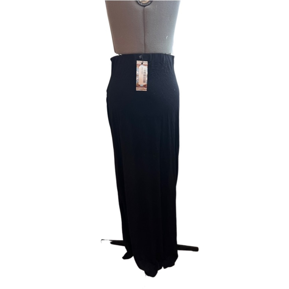 4/$25 BOOhoo maxi skirt